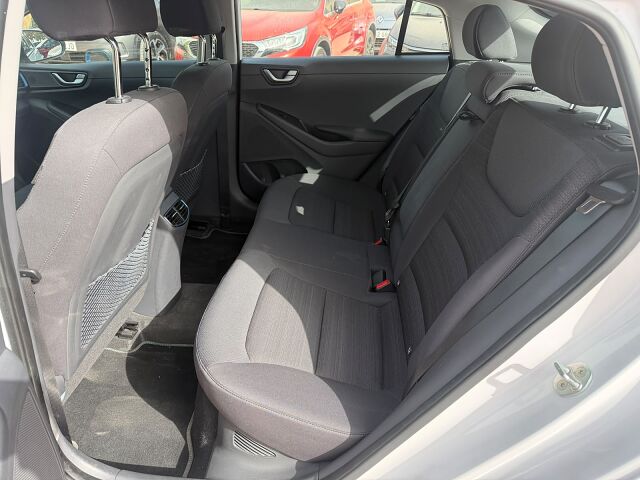 HYUNDAI IONIQ COMFORT 1.6 HEV AUTO SPANISH LHD IN SPAIN 60000 MILES SUPERB 2017